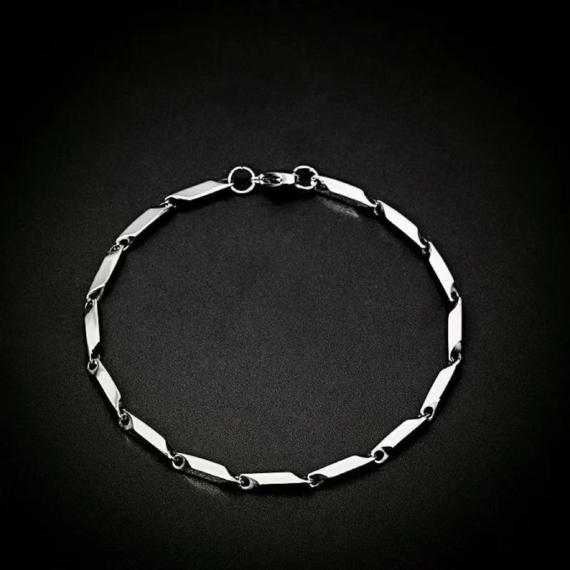 Titanium Melon Seed Stainless Steel Niche High-end Minimalist Style Personality Non-fading Fashion Light Luxury Bracelet_voghion.com