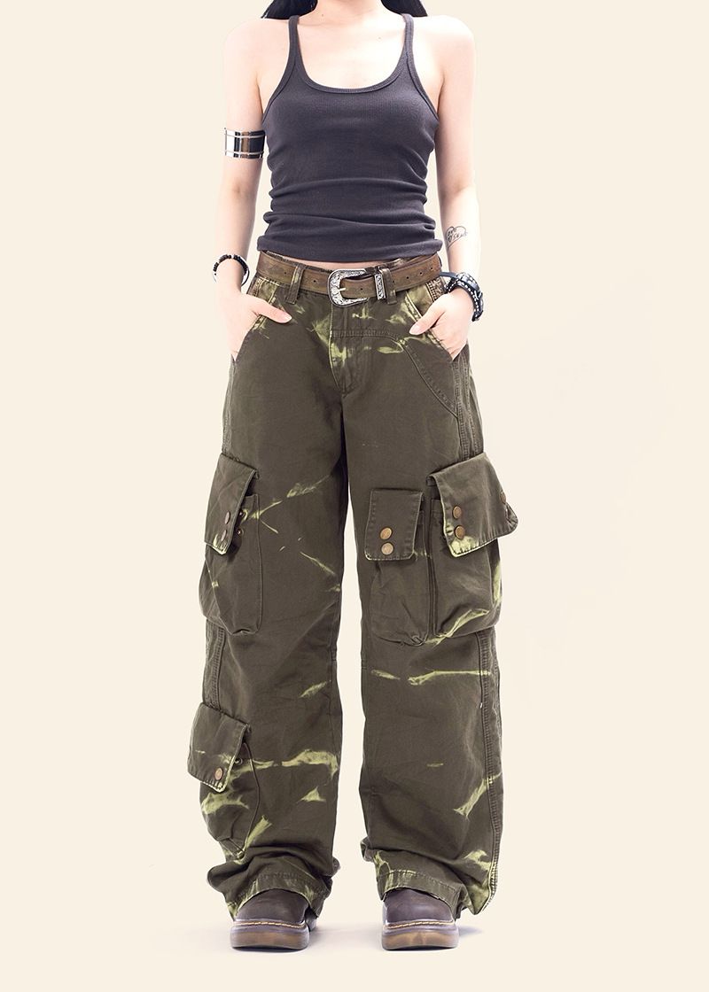 Herrenbekleidung High Street Hip Hop Vibe Schlanker Funktionsoverall für Damen und Herren mit Retro-Flammendesign und locker ausgestellter Jeanshose_voghion.com