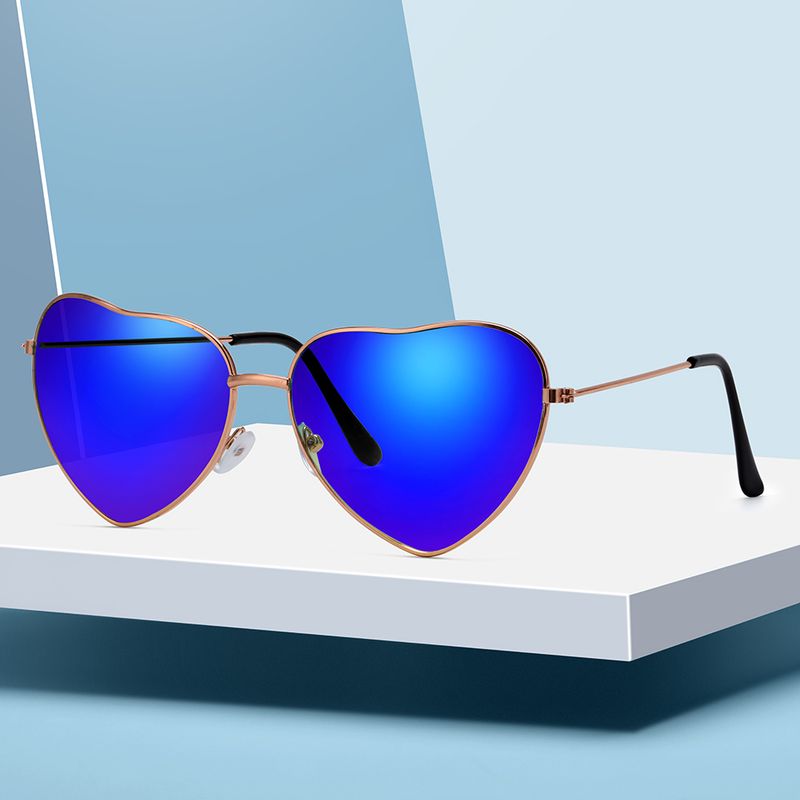 1PC Women Heart Shape Sunglasses Brand Designer Men Metal Frame Sun Glasses Vintage Gradient Ocean Lenses UV400 Shades_voghion.com