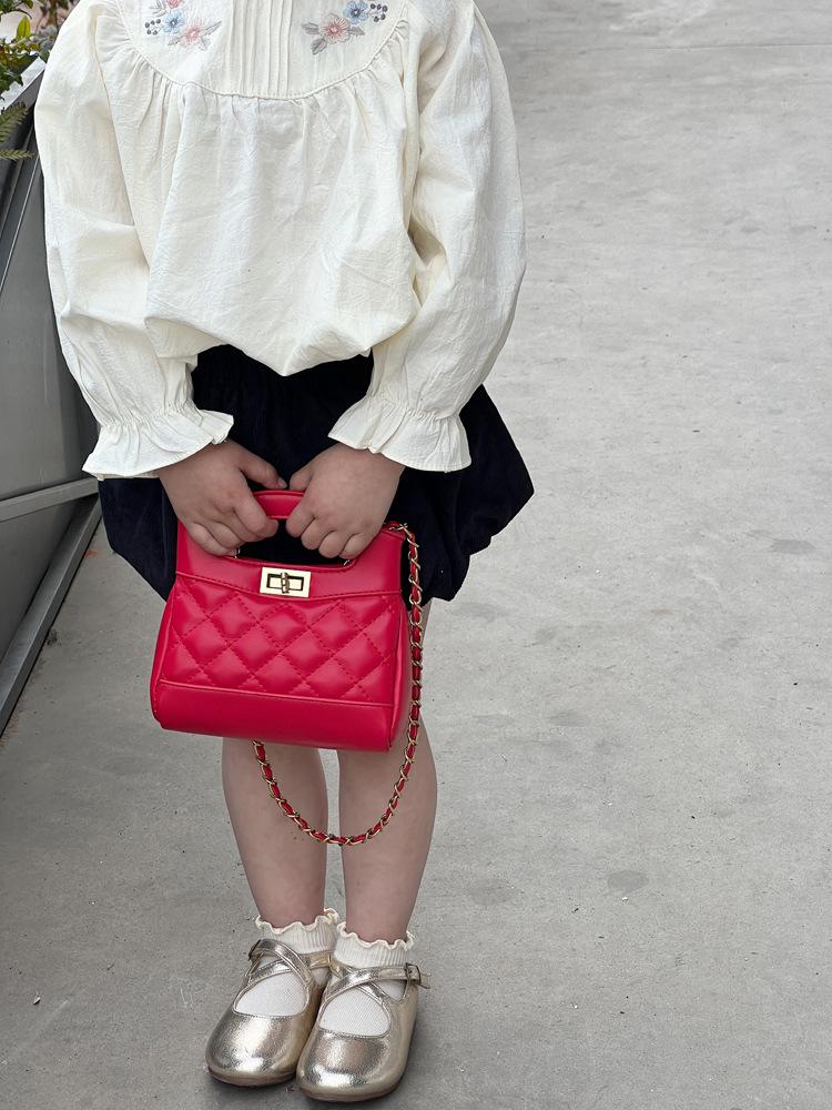 Children's Bag ins Little Red Book Girl Hand Bag Foreign Princess Accessories Bag Xiao Xiangfeng Parent-child Chain Crossbody Bag_voghion.com