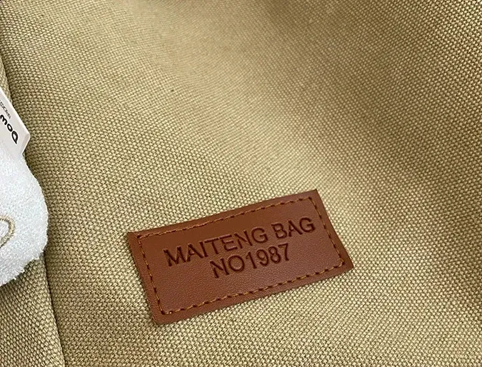 Bolsa transversal feminina de lona, estilo coreano, com alça média, modelo Y2K Harajuku Ita School Textile Stray (código 241007)._voghion.com