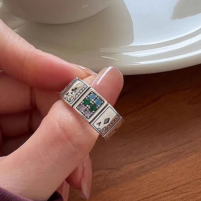 Anello da poker vintage in stile moda 2025, adatto per donne e ragazze, uomini, anello aperto sulle dita, come Ace Spike, poker, gioielli come regali_voghion.com