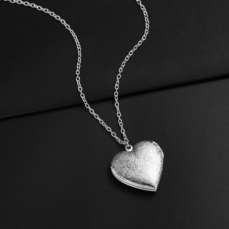 Vintage Style Heart Shape Alloy Plating Unisex Pendant Necklace_voghion.com