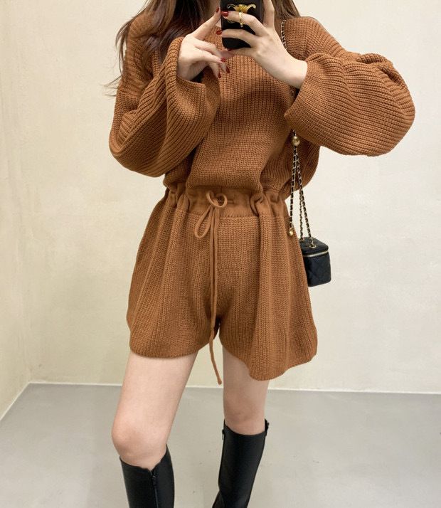 2024 Korean Chic Autumn Round Neck Drawstring Strap Waist Long Sleeve Knitted Wide Leg jumpsuit Shorts for Women_voghion.com