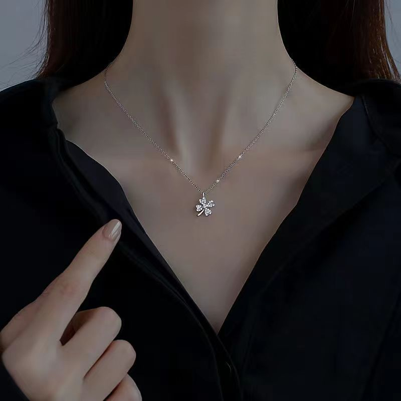 S Silver Luxury Necklace Versatile Trendy Collar Female Butterfly Simple Small, High end, and Elegant Sweater Chain_voghion.com