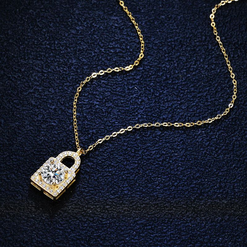 Collana con ciondolo in argento sterling 925 e diamanti Moissanite da 1 carato, da donna, con ciondolo a forma di cuore con chiave gialla K, nuovo ciondolo in argento con lucchetto._voghion.com
