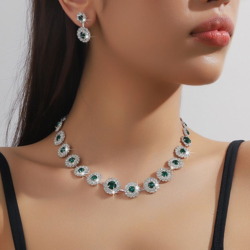 European And American Hot Fashion Rhinestone Earrings Necklace Two-piece Set Claw Chain Bride Wedding Birthday Party_voghion.com