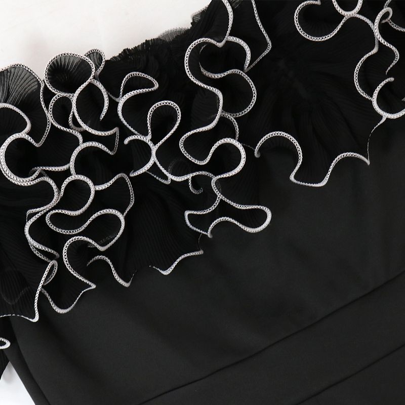 Abbigliamento da donna tuta sexy attillata in pizzo con volant e colletto a una linea_voghion.com