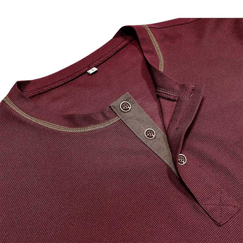 2024 Europäische und amerikanische Herrenbekleidung Rundhalsausschnitt Waffel Henry Kurzarm-T-Shirt Außenhandel Herrenknöpfe Kontrastierende helle Linie Boden_voghion.com
