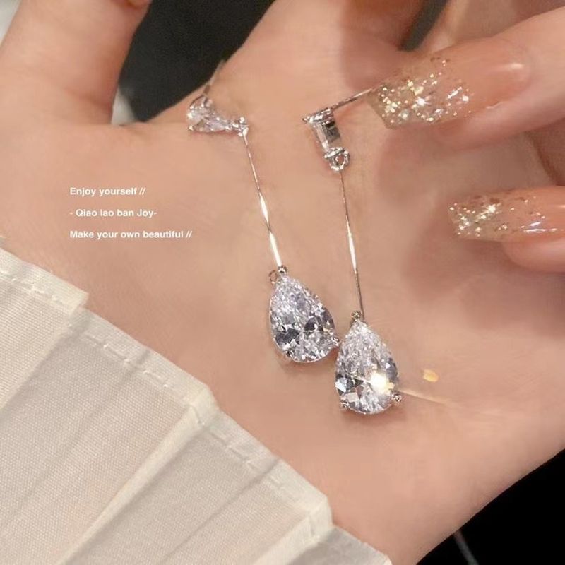 Nuevos pendientes de aguja de plata con forma de gota de agua, elegantes, sencillos, exquisitos y con personalidad que no se decoloran._voghion.com