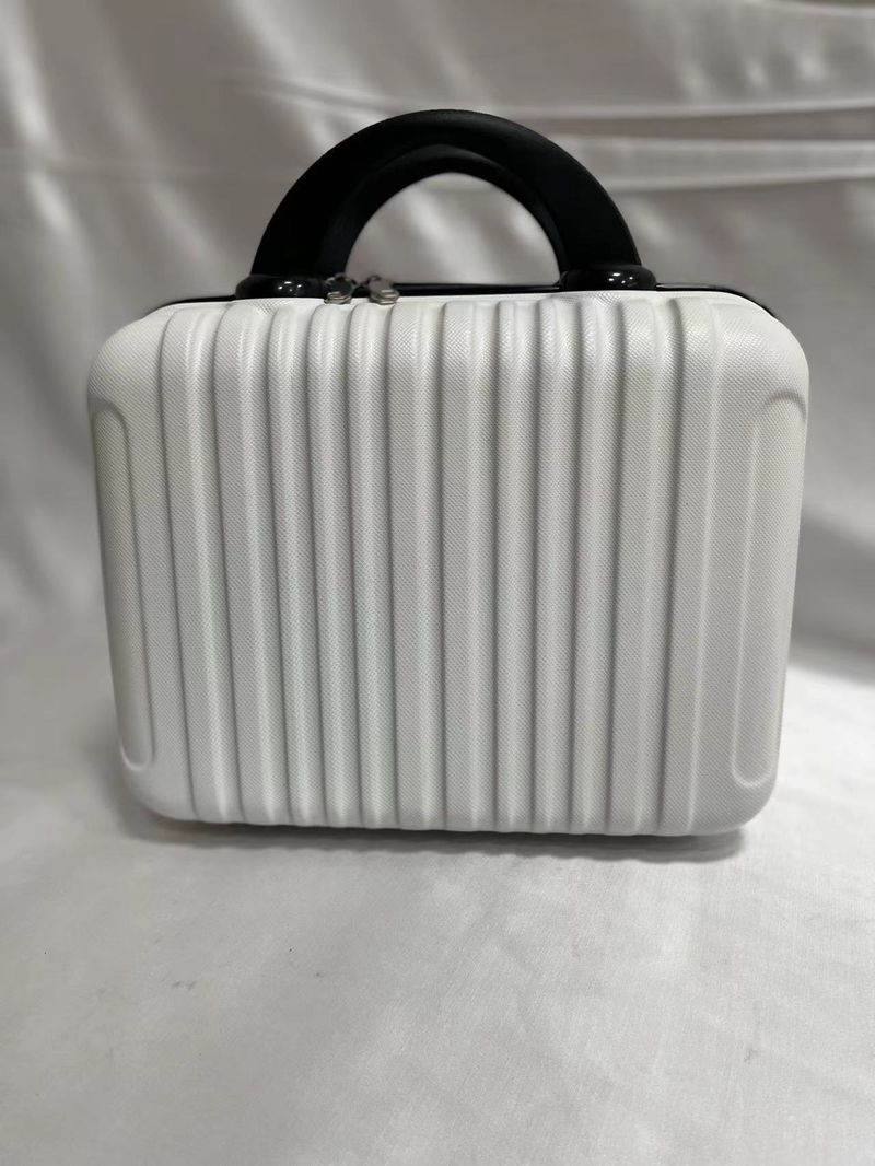 Zahraniční obchod Kufr na vozík Velká kapacita Velkoobchod Ultra lehký zip Nástupní zavazadla 14 palců 20 palců 24 palců 28 kufr_voghion.com