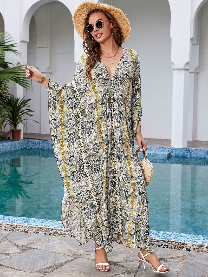 „Strandkleid mit Bohemian-Print – Fließendes langes Kleid für Pool und Urlaub“_voghion.com