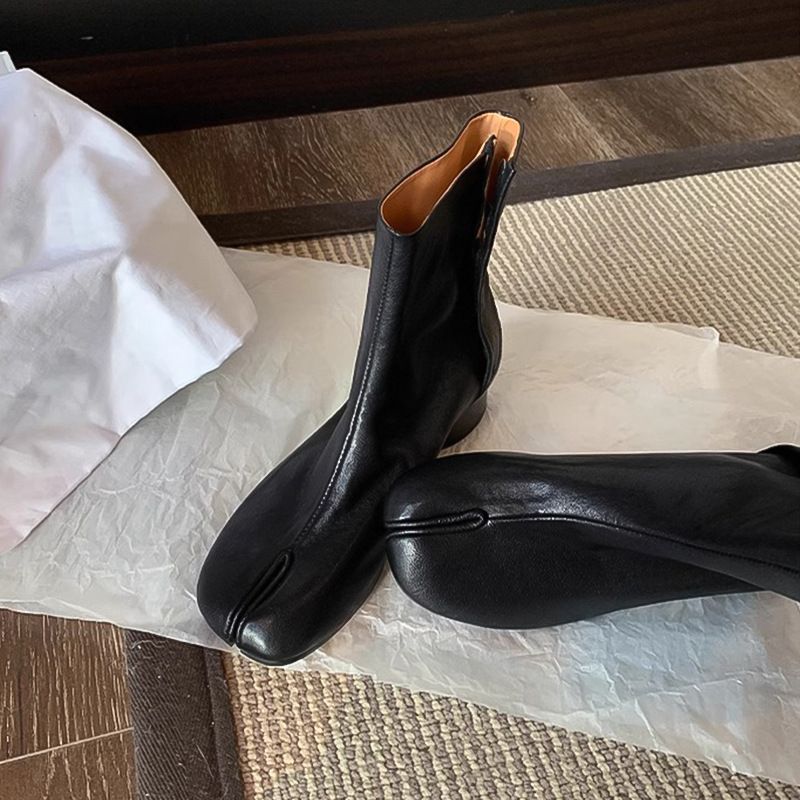 2024 Herbst Neue Split Toe Low Heel Pig's Hoof Vielseitige Schlankheits Martin Kurze Stiefel Für Frauen_voghion.com