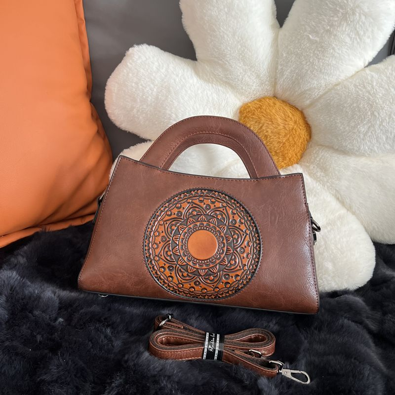 Yeni Tasarımcı Oyma Çanta Crossbody Omuz Çantaları Kadınlar için Hakiki Deri Bayan Çantalar_voghion.com