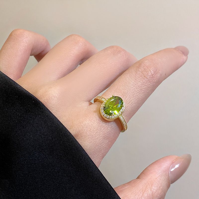 Olivgrüner Zirkonring im französischen Hofstil – Elegantes, luxuriöses, offenes Design für Damen_voghion.com
