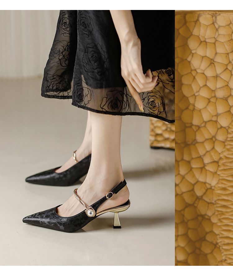Nuove scarpe col tacco alto a punta in stile cinese da donna con tacchi sottili, strisce dritte di perle, seta, alla moda e sexy da donna_voghion.com