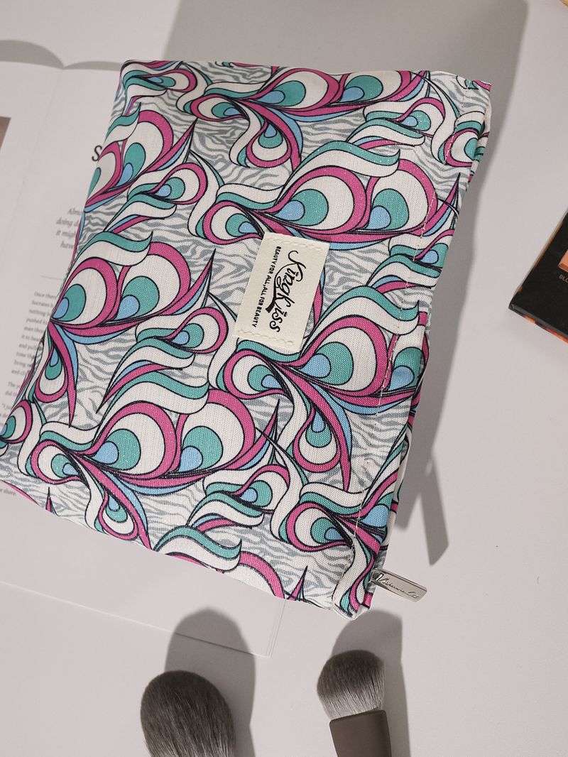 TK Xiyin Cross Border Spezialversorgung Graffiti Geometrisches Hochwertiges Stickmuster Hochwertige tragbare Aufbewahrungskosmetiktasche Fabrik_voghion.com