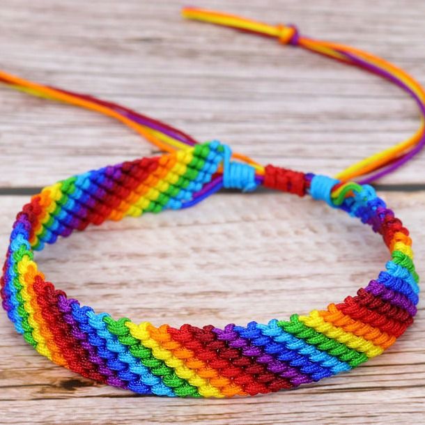 Trendy Polyesterfaden Herren Mädchen Bunte Seil Regenbogen Handgefertigt Gewebtes Armband_voghion.com