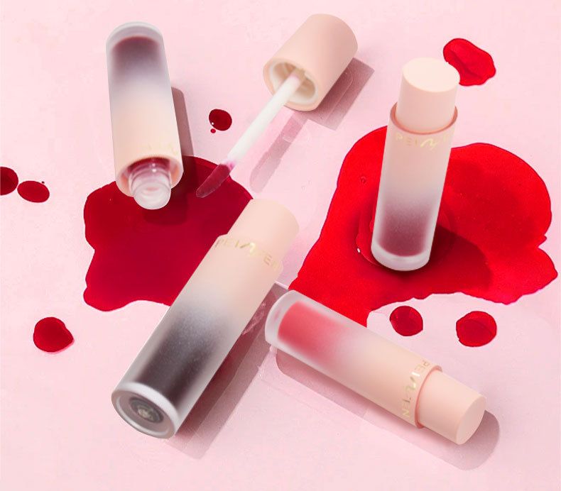 Lipstick Water Gloss Moisturizing Lipstick, A Popular Product, Has A Mirror Like Finish That Brightens_voghion.com