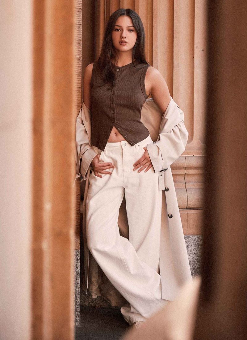 Damenbekleidung Sommer Y2K Slim Hot Girl Ärmellose Weste mit Rundhalsausschnitt und gerippten Knöpfen_voghion.com