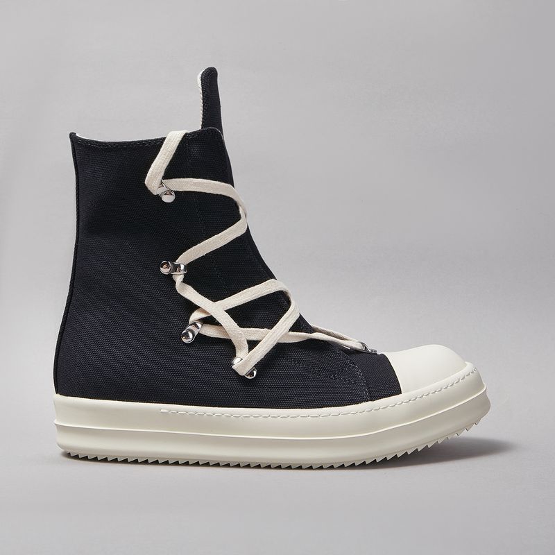 Tênis Owen masculino de lona preta com pentagrama clássico, da marca O-wen, com zíper e cano curto feminino._voghion.com