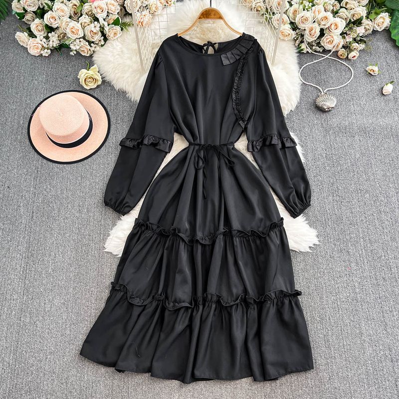 Mode High-End-Dame Langarm Rundhals Taille Abnehmen Spitze A-Linie glänzend glänzend Kleid_voghion.com