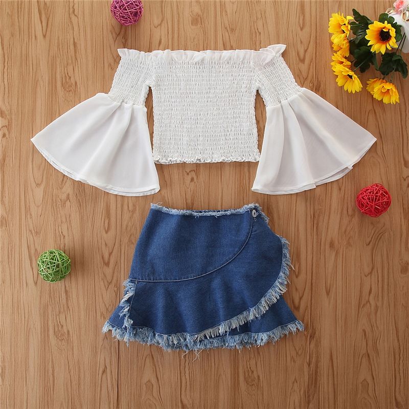 Grenzüberschreitende Kinderkleidung für Kinder im Frühlings- und Sommerstil, modischer Chiffon-One-Shoulder-Trompetenärmel-Top-Jeansrock-Mädchenanzug_voghion.com