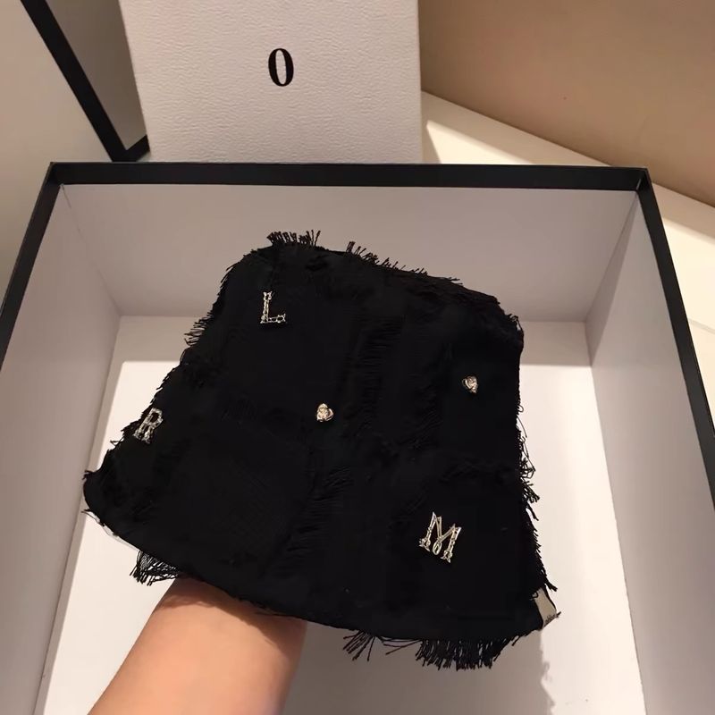 2025 Korean INS Small Fragrance Style Fringe Bucket Autumn New Metal Letter A Version Face-Slimming Fisherman Hat For Women_voghion.com