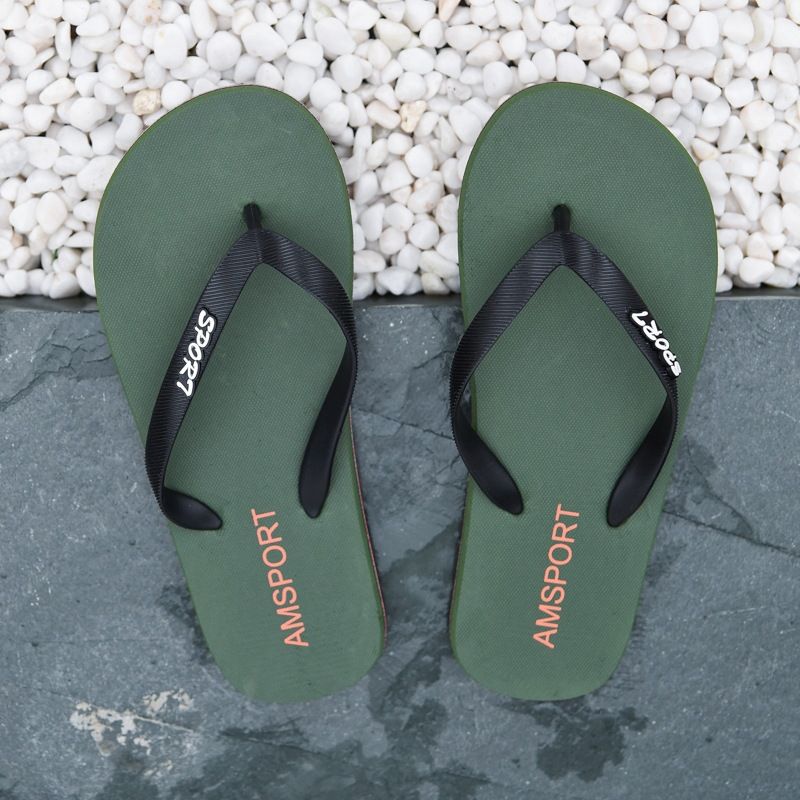 2025 Sommer Neue PVC Fischgrätenmuster Atmungsaktive Herren-Strandschuhe Lässige und modische Clip-On-Hausschuhe für Männer_voghion.com