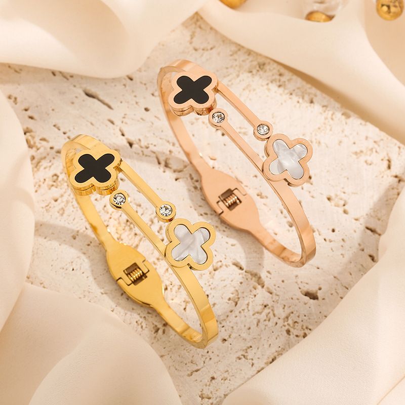 Double Four Leaf Clover Bracelet - Black & White Titanium Steel With Micro Diamonds (18K Rose Gold Plated, Kids' Jewelry)_voghion.com