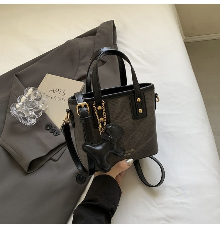 Borsa a secchiello alla moda per donna 2025, nuova borsa a tracolla versatile in stile Ins, autunno inverno_voghion.com