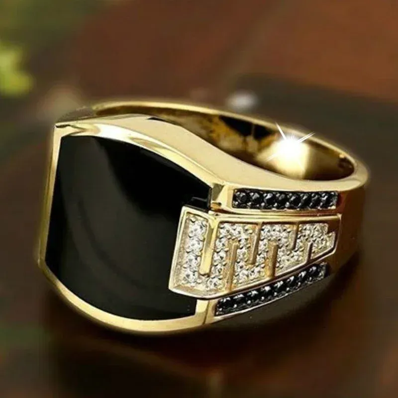 Pronto Stock Nuovo 2024 Anelli in metallo lucido per uomo Larghezza geometrica Sigillo Quadrato Dito Stile punk Anello di moda Accessori per gioielli_voghion.com
