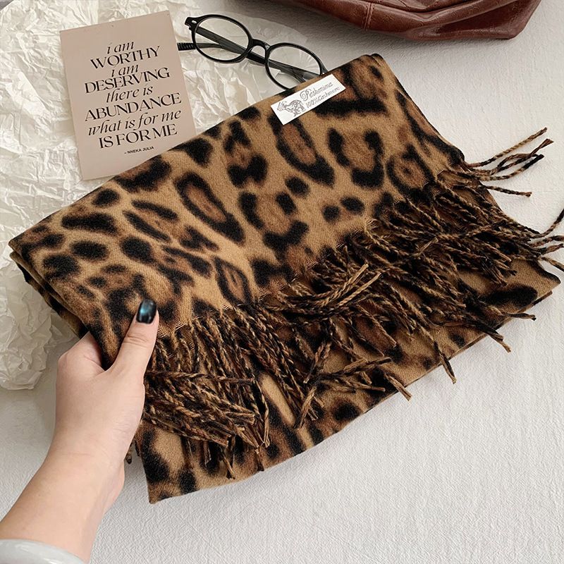 Leopard Print For Women Winter 2024 New Design Thickened Warm Scarf With Tassels_voghion.com