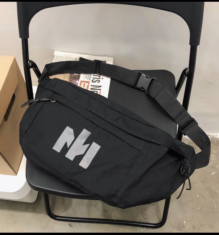 Brusttasche Männliche Modemarke Ins Umhängetasche Weibliche Tasche Große Kapazität Gürteltasche Lässige Große Umhängetasche_voghion.com