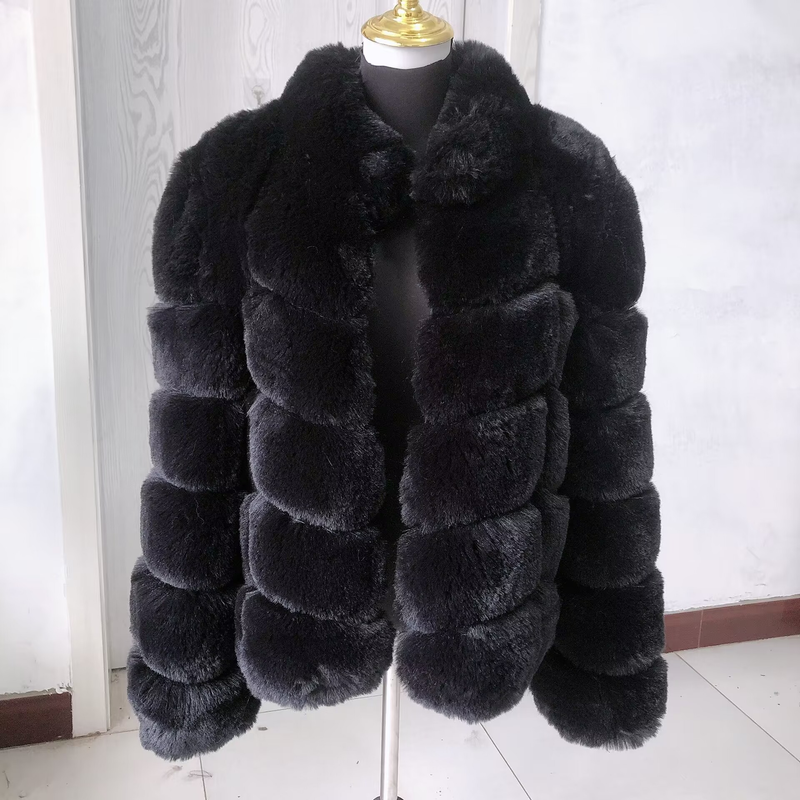 Damen Kunstpelzmantel Winter Wärme Pelzmantel mit quadratischem Kragen Design Mode Damen Kunstpelzjacke Flauschige Jacke_voghion.com