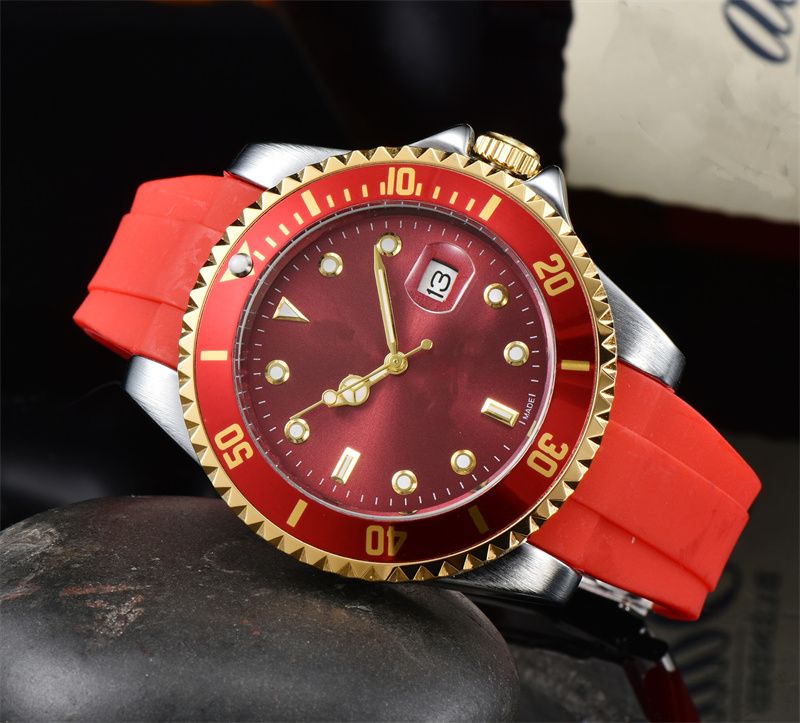 Orologio da uomo Classico e alla moda Orologio da uomo al quarzo con cronometraggio in stile business in acciaio inossidabile con cinturino in gomma Orologio da uomo_voghion.com