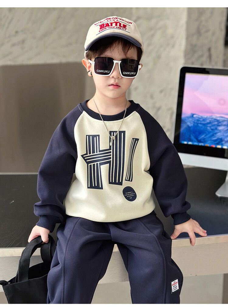 Hallo lente en herfst 2023 voor jongens, nieuwe tweedelige sporttrui voor kinderen voor de vrije tijd van jonge kinderen_voghion.com