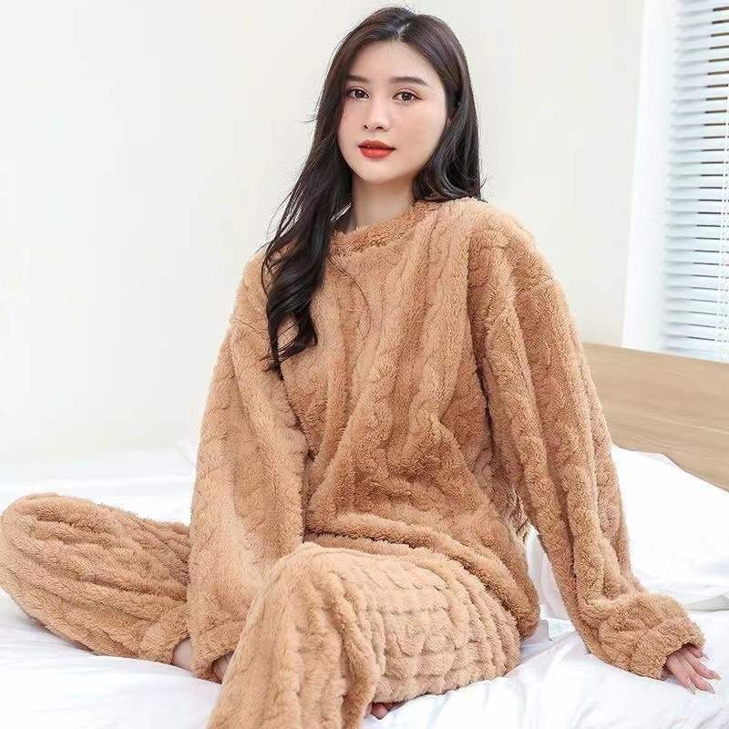 "Women's Flannel Pajama Set - Winter Warm Sleepwear With Embossed Pattern - Ultra-Thick Long-Sleeve Loungewear For Cozy Nights_voghion.com