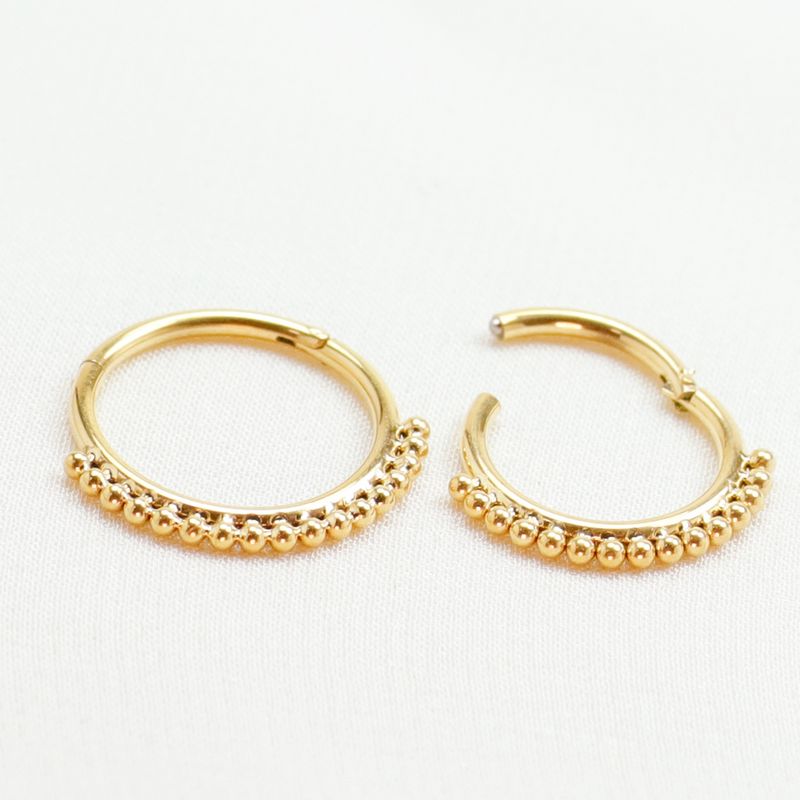 F136 Piercing al naso in titanio, elica, setto, orecchini da 16 G, segmento incernierato, clicker, zircone, labret, orecchio, trago, cartilagine, gioielli all'ingrosso_voghion.com
