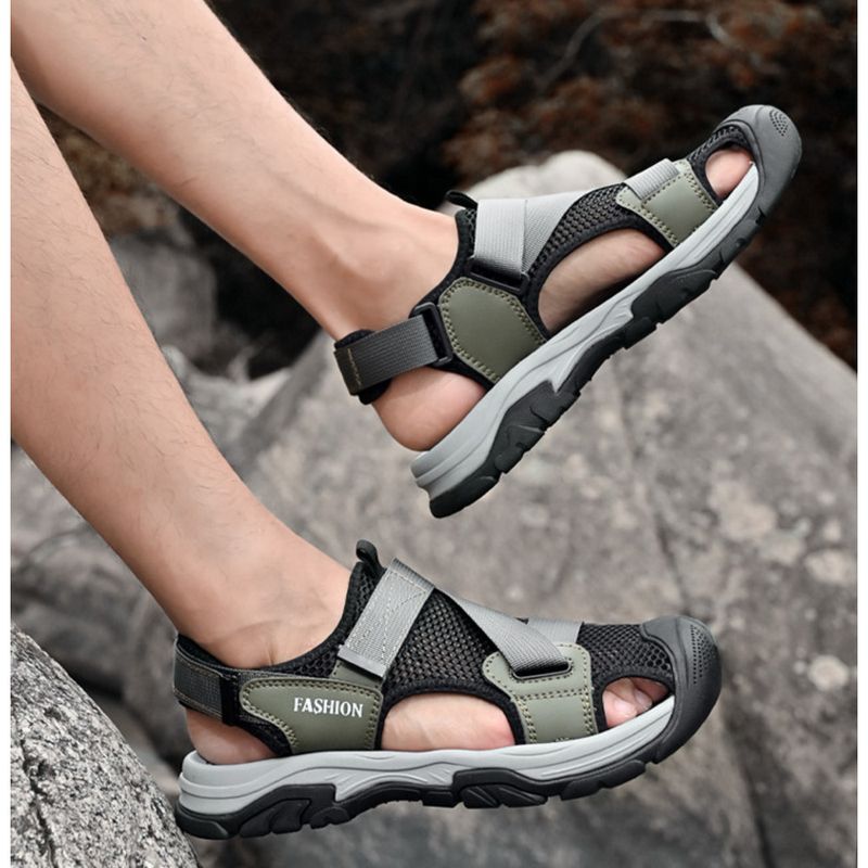 2024 Summer Men's Large Size Sandals Outdoor Beach Shoes Velcro Toe Sandals Head Layer Leather Breathable Casual Shoes_voghion.com