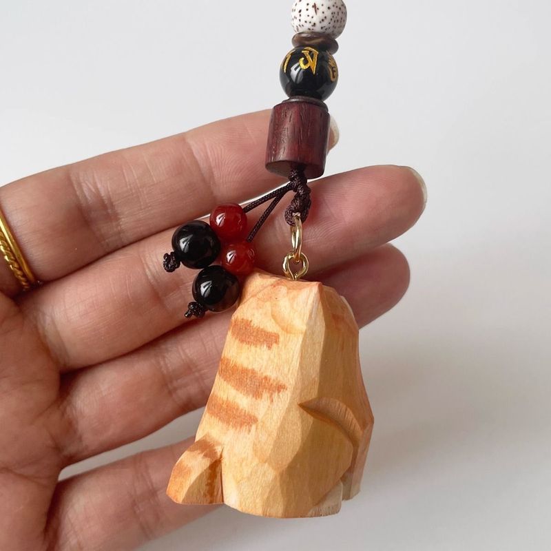 Hand Carved Wood Carved Orange Cat Shiba Inu Mi Ping An Six Character Mantra Woven Keychain Chain Ring Car Schoolbag Pendant Ornament_voghion.com