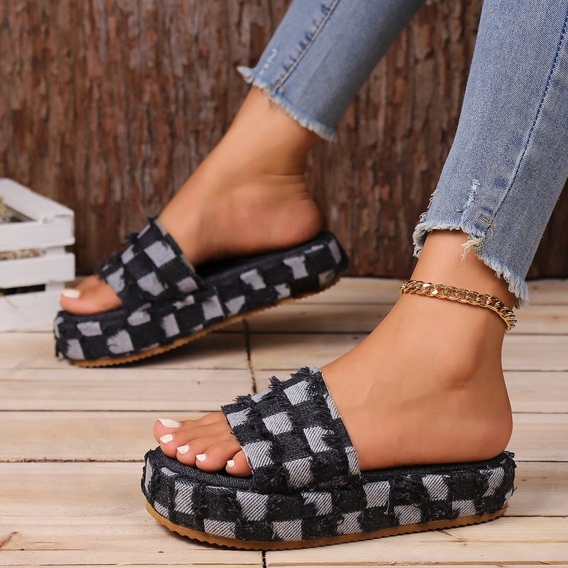 Plus-Size-Slipper mit wolligem lässigem Denim-Plaid-Fransen-Plateau-Slipper Lady_voghion.com