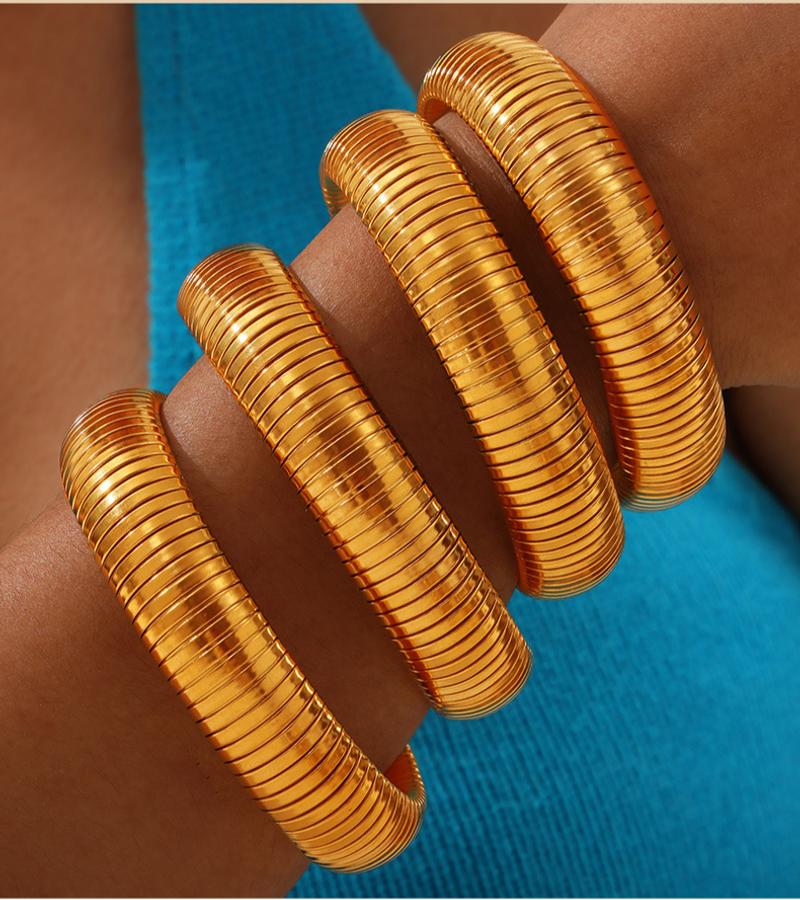 Bijuterii de primăvară cu design geometric texturat pentru femei, din oțel titan placat cu aur, late, la modă, naveta, personalitate simplă, de primăvară_voghion.com