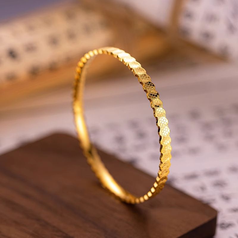 Sparkling Unique Niche Dragon Scale Fan-shaped Bangle Light Luxury Elegant Bracelet_voghion.com