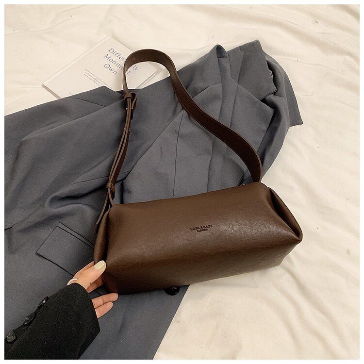 Small niche design pillow soft 2024 new autumn and winter wide strap armpit commuting exquisite single shoulder_voghion.com