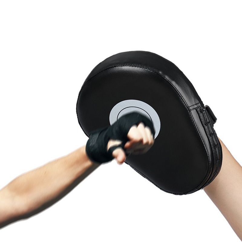 1 stücke Kick Bo Handschuhe Pad Punch Ziel Tasche Männer PU Karate Muay Thai Kostenloser Kampf Sanda Training Erwachsene Kinder ausrüstung_voghion.com