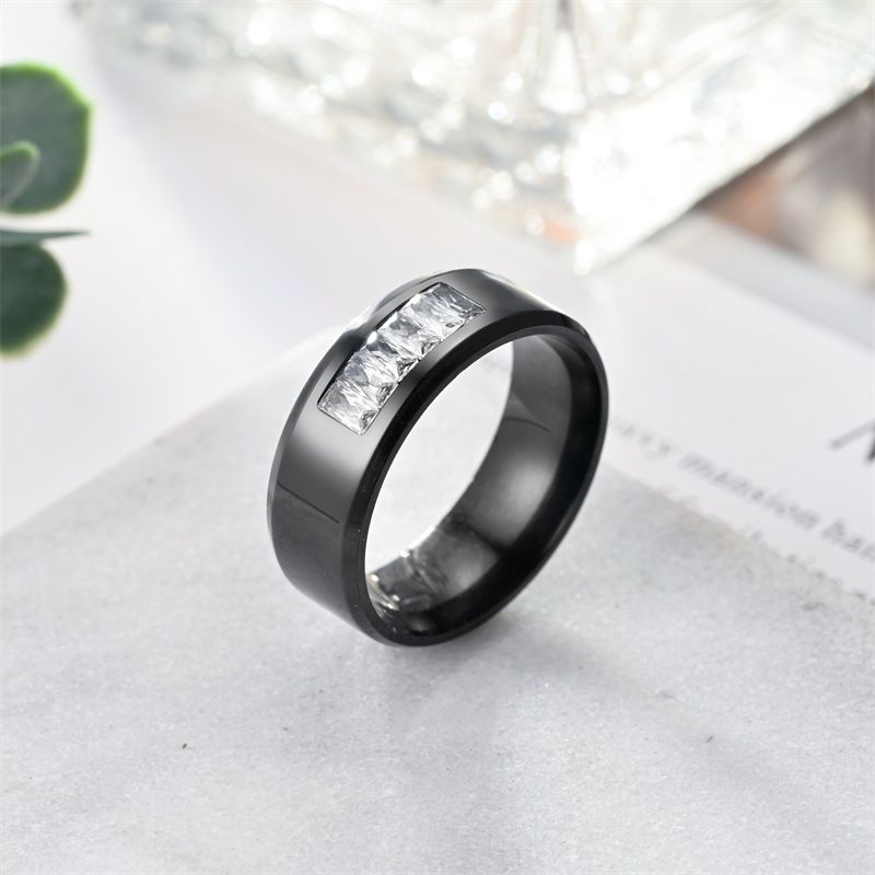 Anello in acciaio inossidabile popolare e di vendita calda, design di nicchia per uomo e donna, nuovo anello in acciaio al titanio rotante di alta qualità alla moda_voghion.com