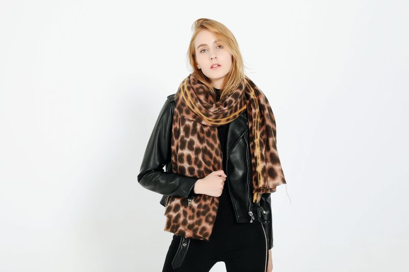 Topel in debel šal z leopardjim vzorcem za ženske_voghion.com