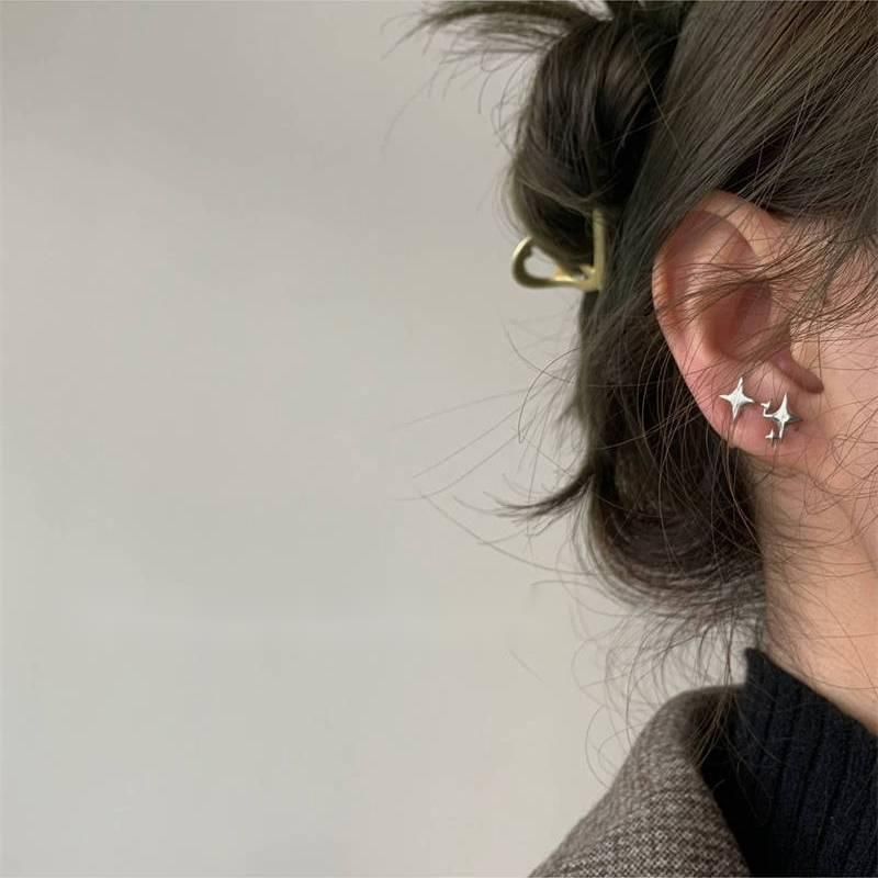 Seaside Breeze Nicht durchbohrte leichte Luxus-Ohrclips für Damen im Nischen-Moskito-Coil-Design, High-End-Sinn, exquisite Perlen_voghion.com