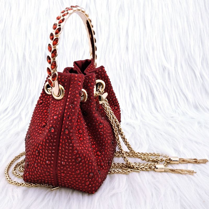Damenschuhe, spitzes Schuh-/Taschenset für Damen, schlichtes, farbenfrohes, mit Strasssteinen verziertes Knöchelschnallen-Set mit Kette für den täglichen Gebrauch und Partys_voghion.com